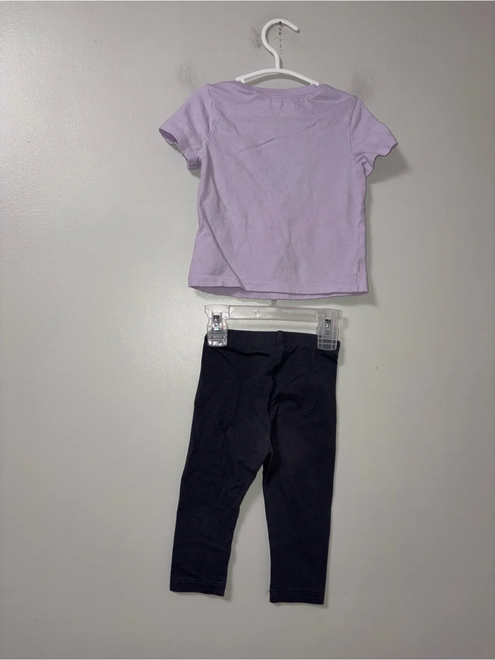 Old Navy Light Purple Tee Black Leggings Girls 18-24M